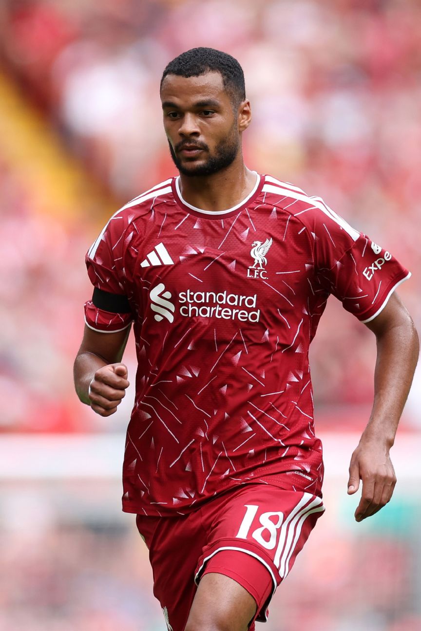 英超转会窗倒计时：10名球星最后时刻去向悬而未决